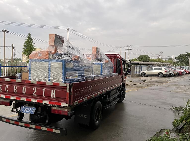 【浙江】全自動切鋁機用于汽車零部件切割，感謝黃總認可