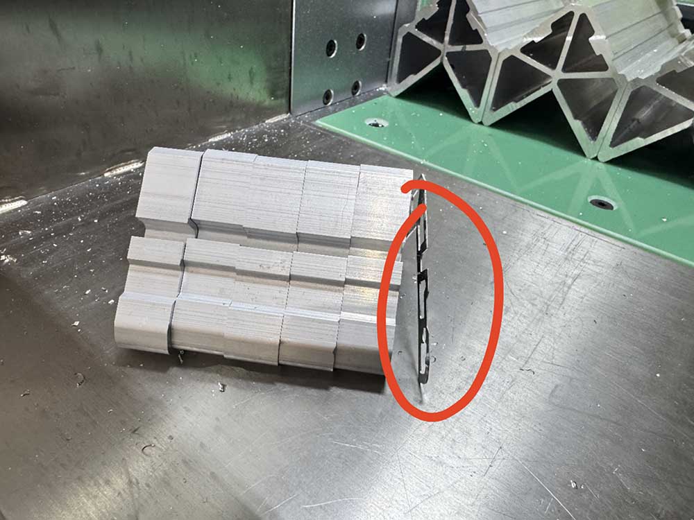 數控全自動鋁型材切割的隱形“漏洞”:尾料浪費每年吞噬行業數十億利潤